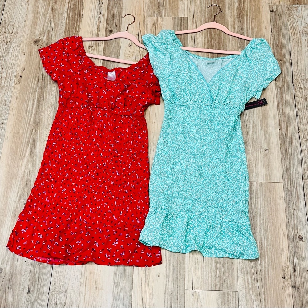 No Boundaries ruched dress bundle size 3 5 red green bundle bodycon